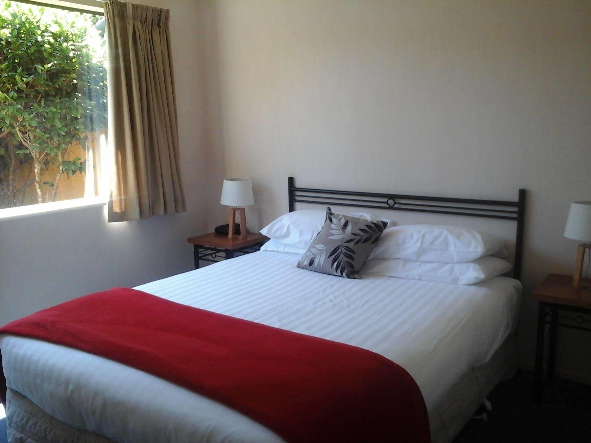 South Park Motel Masterton Kültér fotó